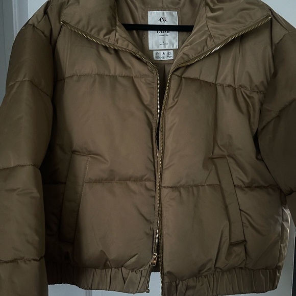 Abercrombie & Fitch Jackets & Blazers - NWT Olive Collection Metallic Puffer Jacket - Women's Large, Taupe, Zip-Up